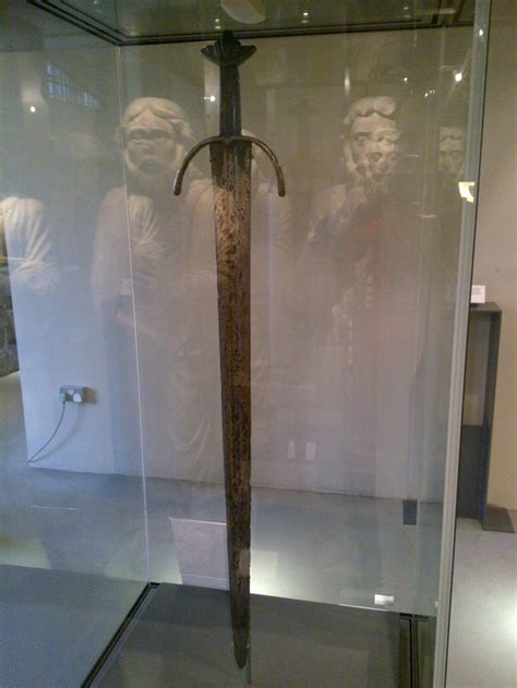 34 best images about sword display ideas on Pinterest | Antiques, LOTR and Collection displays