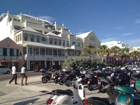 Hamilton Bermuda - great shopping | Hamilton bermuda, Bermuda island ...