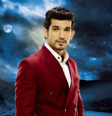 Arjun Bijlani Family Wife Son Daughter Father Mother Marriage Photos ...