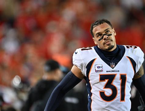 Justin Simmons, ex-Broncos safety, signs 1-year, deal with Atlanta