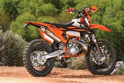 MODERN-DAY KTM 200 2-STROKE: BEHIND THE BUILD - Dirt Bike Magazine