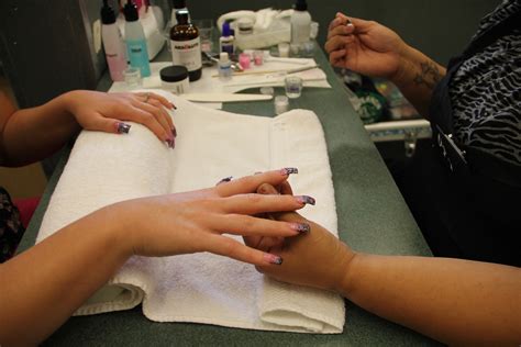 Choosing a Nail Technology School | Cosmetology & Beauty School