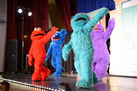 Elmo and his friends from Sesame Street dance and sing - NARA & DVIDS ...