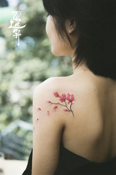 Sakura tattoo, flower tattoo beautiful | Sakura tattoo, Flower tattoo shoulder, Blossom tattoo