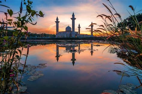 The Tengku Ampuan Jemaah Mosque, Bukit Jelutong, Malaysia Stock Photo - Image of religion ...