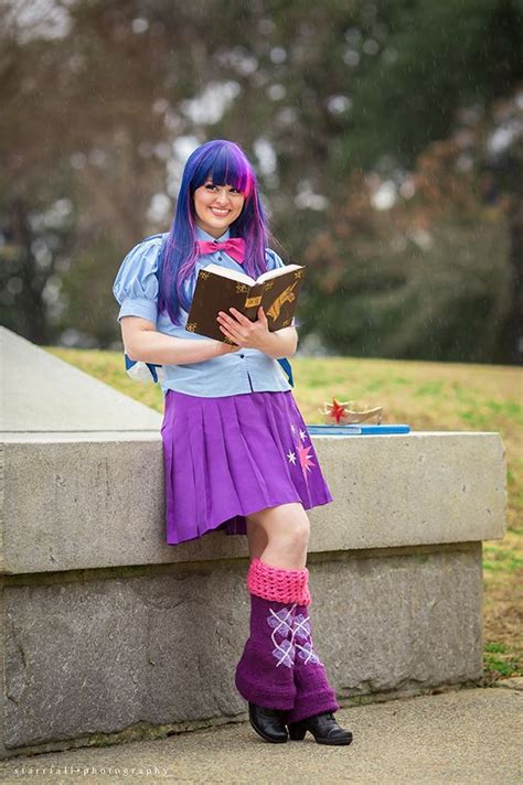 My Little Pony Twilight Sparkle Cosplay from an Equestria Girls cosplay ...