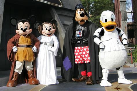 Star Wars Weekends character dining experiences