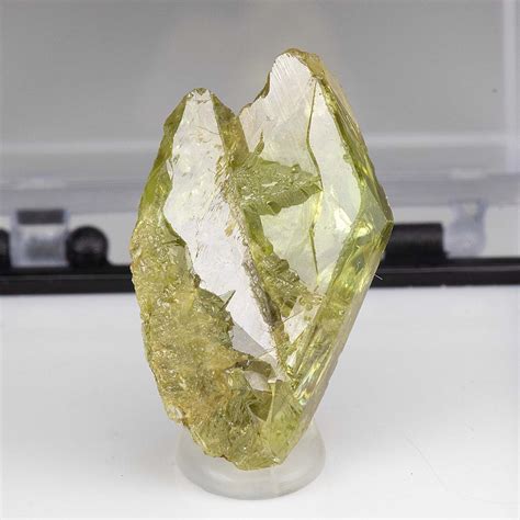 Titanite - Minerals For Sale - #3801776