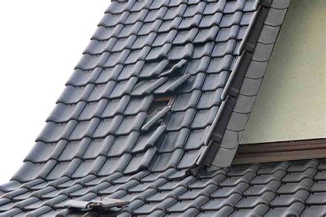 Thats A Hole In The Roof – Telegraph