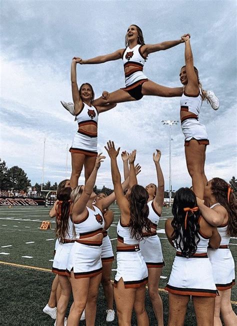 #cheerleadingstunting | Cheer poses, Cool cheer stunts, Cute cheer pictures