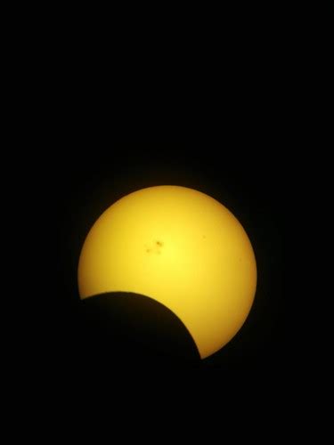 Partial solar eclipse | Partial solar eclipse shot at Octobe… | Flickr