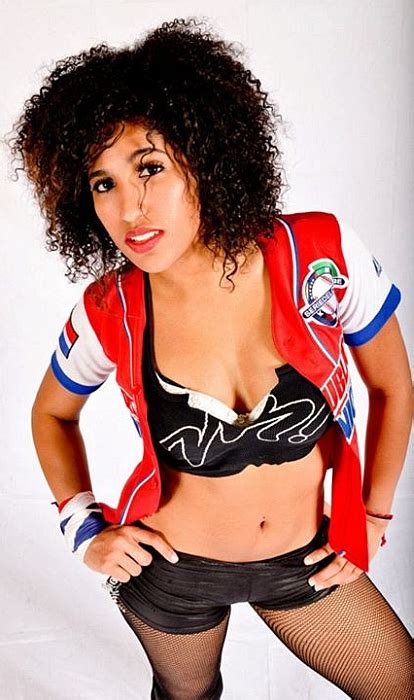 Womens Pro Wrestling: Marti Belle - Womens Pro Wrestling