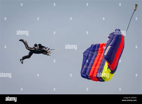 Free Fall Parachute High Resolution Stock Photography and Images - Alamy