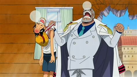 9 Persamaan Luffy dengan Garp, Cucu dan Kakek di One Piece! | Dunia Games