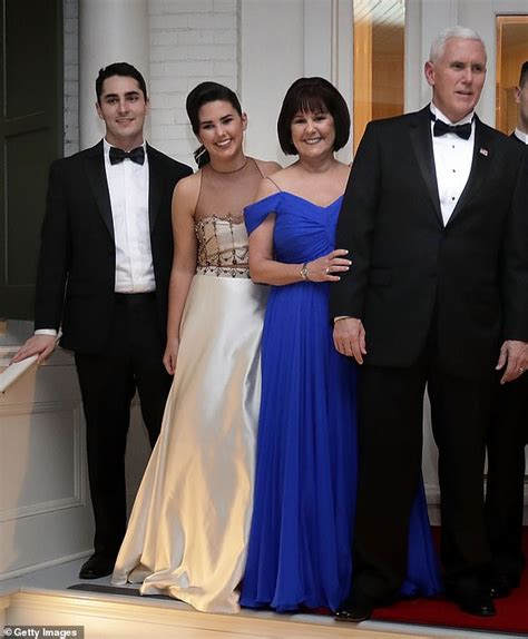 Mike Pence Family - Mike Pence family daughter son - Mike pence was ...