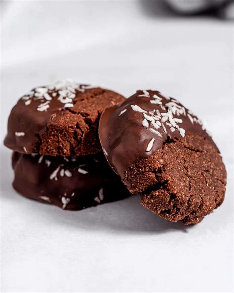 Easy Chocolate Coconut Biscuits (gluten-free + healthy!) | Nourishing Niki