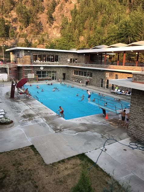 Radium Hot Springs Pools - 63 Photos & 36 Reviews - Swimming Pools - 5420 Highway 93, Radium Hot ...