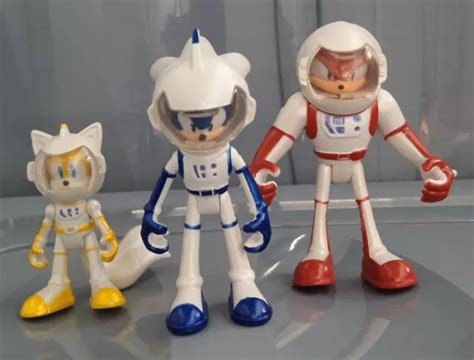 TOMY SONIC BOOM Knuckles & Tails Metallic Space Suit 3” Figures Set ...