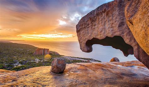 Striding the wild isle - Australian Geographic