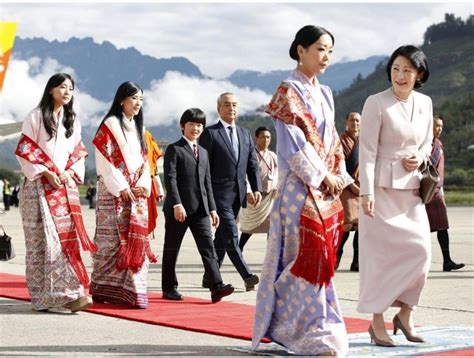 Greeted by Hrh Ashi Sonam Dechan Wangchuck | ブータン, 秋篠宮, ブータン王国