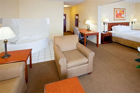 Discount Coupon for Holiday Inn Express Hotel & Suites Muncie in Muncie ...