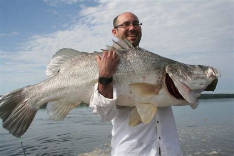 1 Day Fishing Tour Uganda with Katona Tours in Lake Victoria