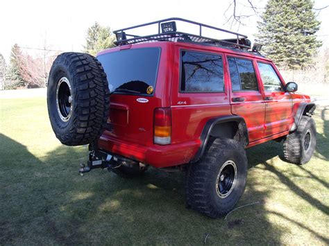 Spare tire carrier on the hatch - Jeep Cherokee Forum