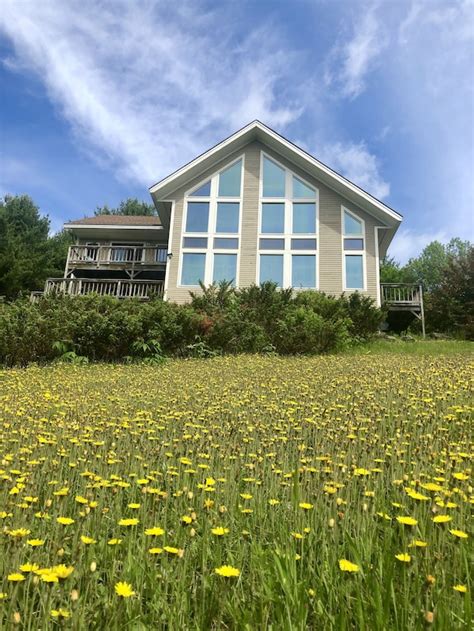 50 acres of privacy and Amazing home! - Milton | Vrbo