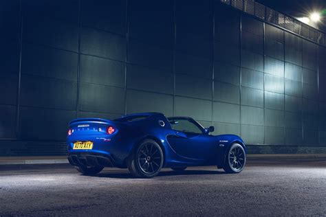 First Drive: The Lotus Elise Sport 240 Final Edition proves to be a ...