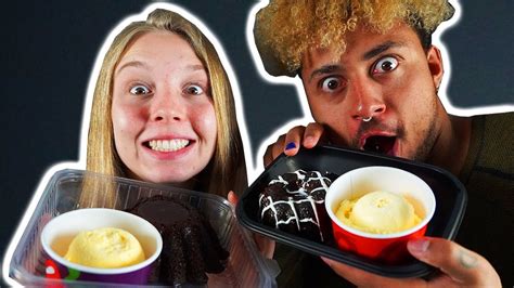 CHOCOLATE LAVA CAKE DESSERT - YouTube