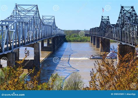 Mississippi River bridges stock image. Image of steel - 39853589