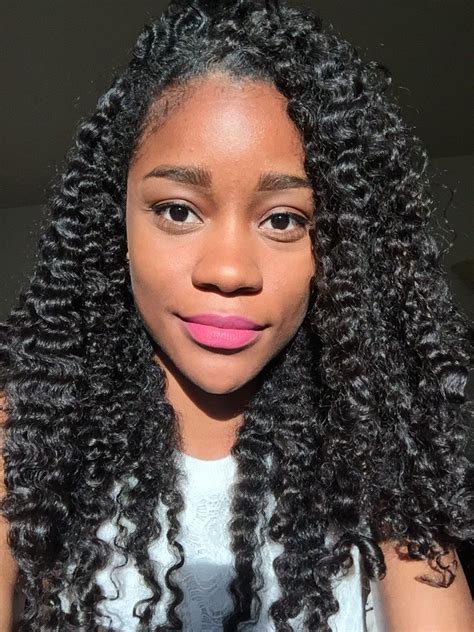 Revive an Old Hairstyle with a Braid Out - Voice of Hair | Natural hair braids, Curly hair ...