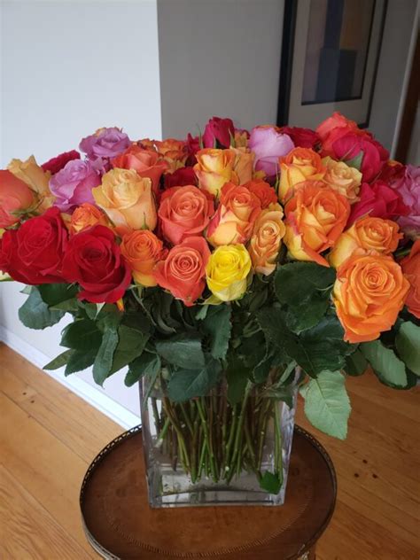 Assorted Color Roses 100 stems — Pike Place Flowers