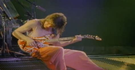 Van Halen’s live guitar solo on “‘Eruption’ reminds us why he was one of the greatest