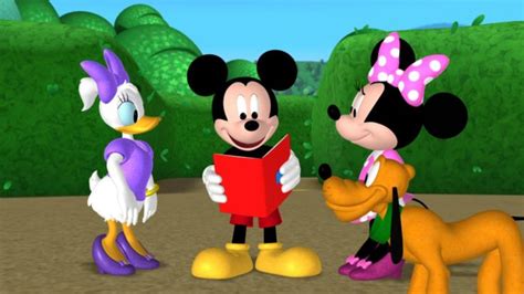 Mickey's Treasure Hunt - Mickey Mouse Clubhouse (Season 1, Episode 13) | Apple TV | Mickey mouse ...