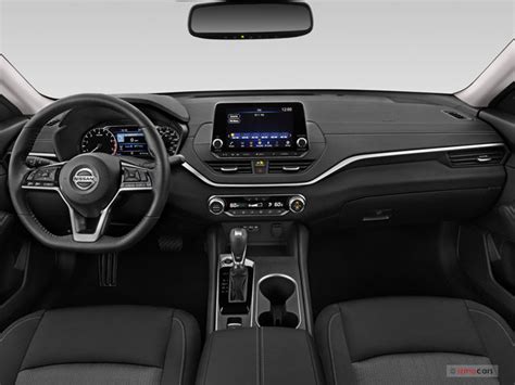 2022 Nissan Altima: 74 Interior Photos | U.S. News