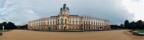 Charlottenburg Palace • VIARAMI