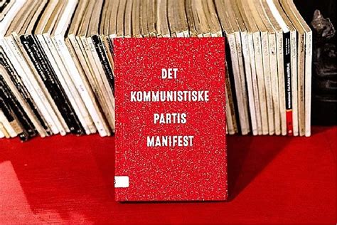 Manifesto of the Communist Party All about the book! ️ Postposmo ...