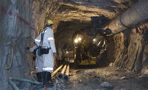 South Africa: Amcu to Strike at Gold and Platinum Mines - allAfrica.com