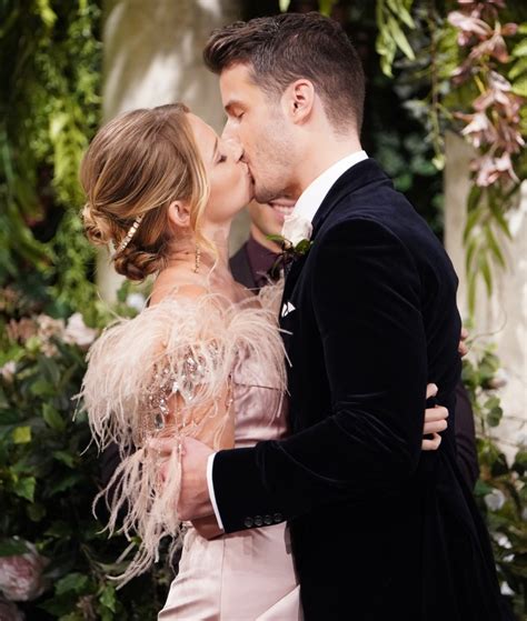 Young & Restless’ Summer and Kyle’s Vow Renewal Wedding [PHOTOS] | Soaps.com