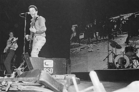 Watch the Clash's 1977 New Year's Concert In Full