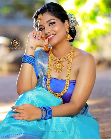 Madhunika Rajalakshmi in silk saree photoshoot - South Indian Actress