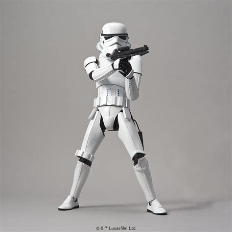 Star Wars 1/6 Scale Model Kit: Stormtrooper | www.toysonfire.ca