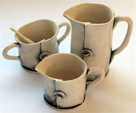 pottery ideas for beginners | Pottery handbuilding, Beginner pottery, Slab ceramics