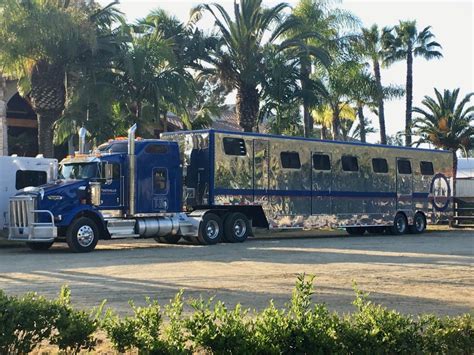 Our Equipment - Foothills Horse Transport