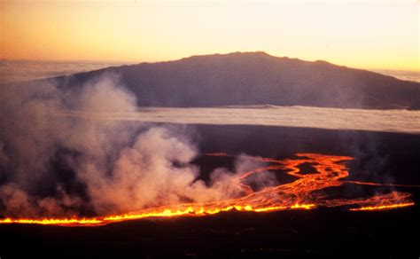 VOLCANO WATCH: If Alert System Existed During Mauna Loa Eruption In 1975