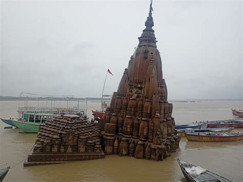 Manikarnika Ghat Varanasi Timings, History, Entry Fee & Aarti Timings