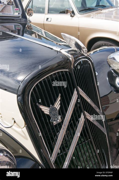 Citroen traction avant hi-res stock photography and images - Alamy