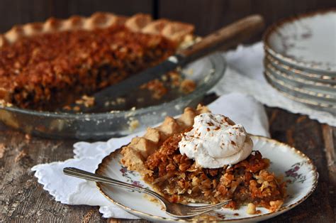 Maple Oatmeal and Walnut Pie : Sifting Focus