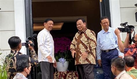 Prabowo Subianto Bertemu Wiranto, Bahas Apa?